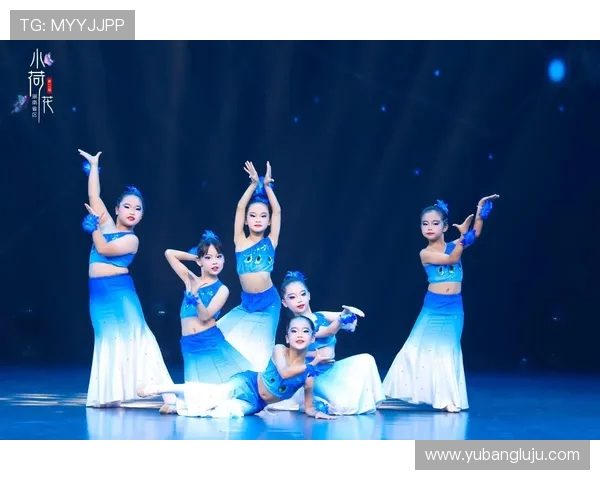 全国街舞大赛点评成都攀岩队默契配合展现团队精神与舞蹈魅力